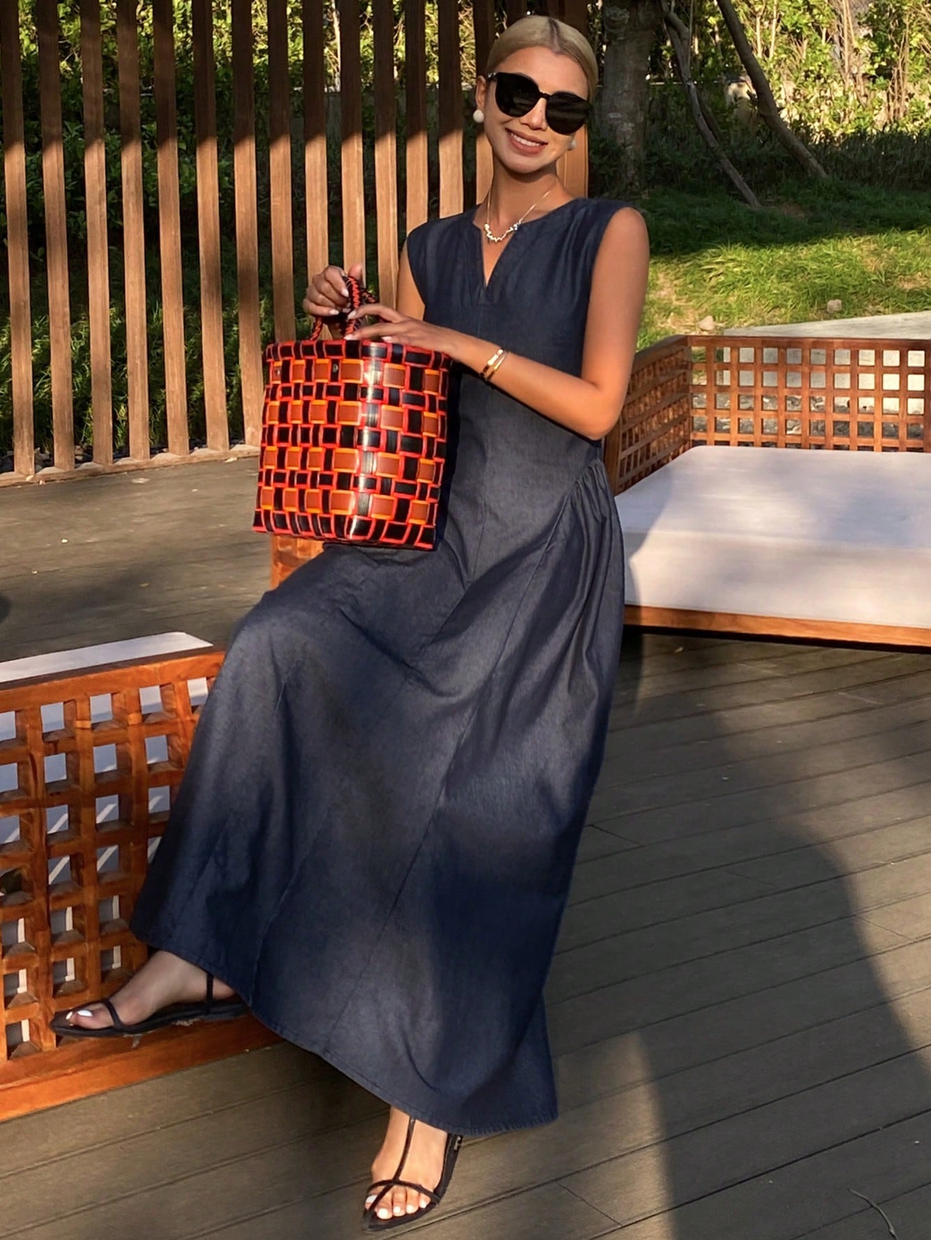 CM-DS534897 Women Casual Seoul Style Dark Wash V-Neck Sleeveless Waist Cinched Long Denim Dress