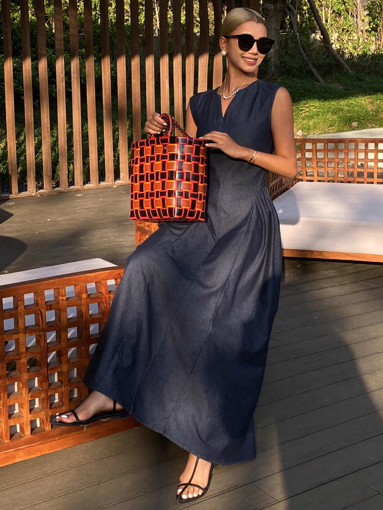 CM-DS534897 Women Casual Seoul Style Dark Wash V-Neck Sleeveless Waist Cinched Long Denim Dress