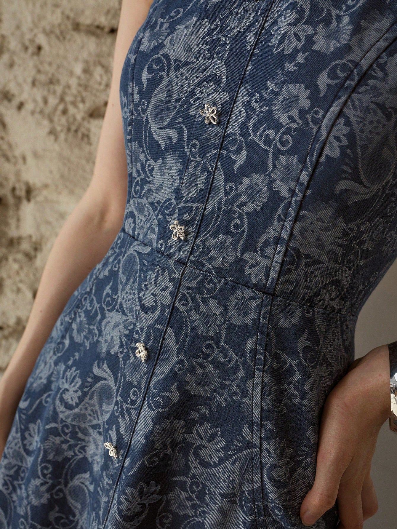 CM-DS007774 Women Elegant Seoul Style Scoop Neck Sleeveless Jacquard Cinched Waist Denim Dress - Blue