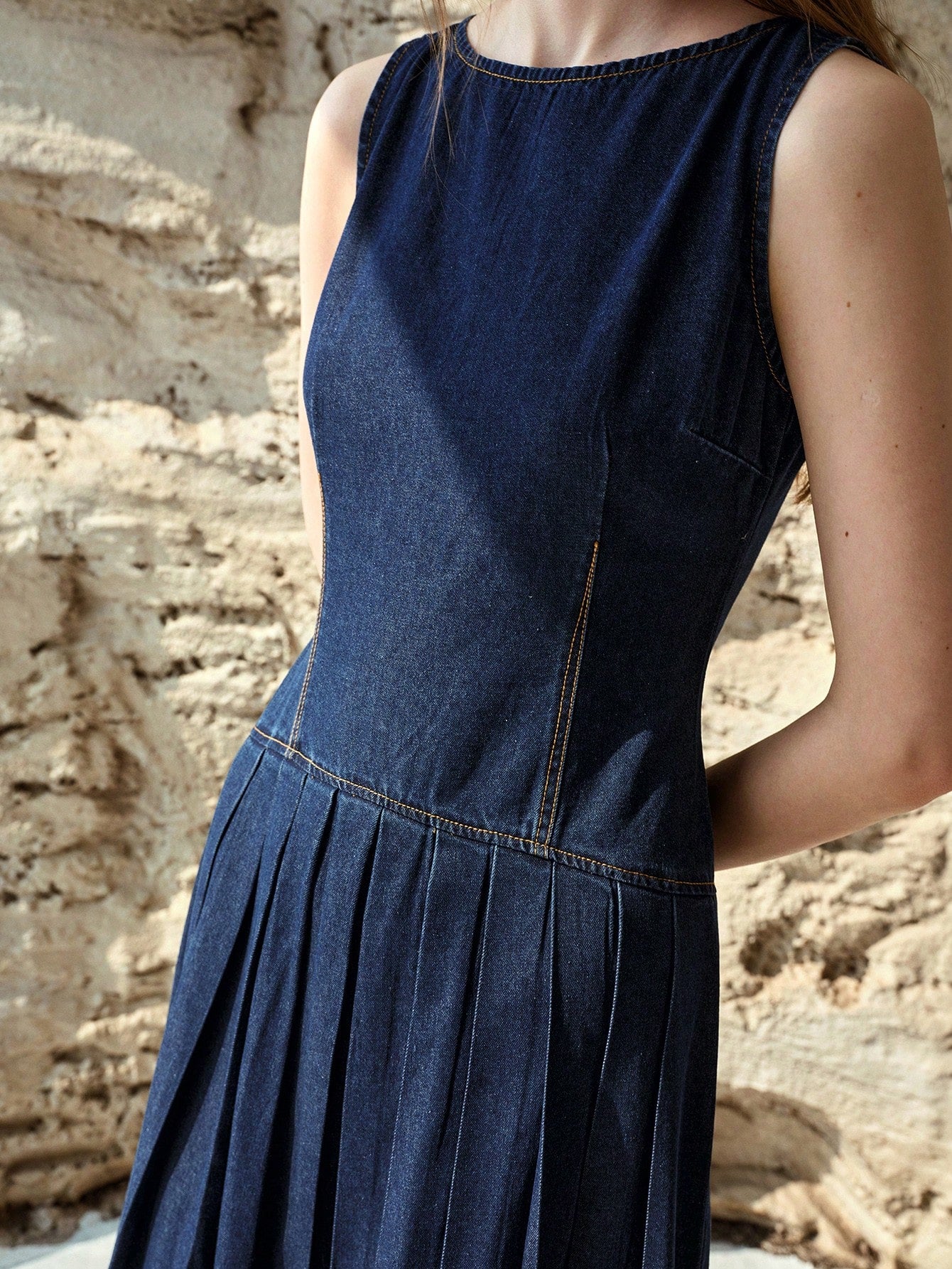 CM-DS113511 Women Elegant Seoul Style Medium Wash Round Neck Sleeveless Flared Maxi Denim Dress