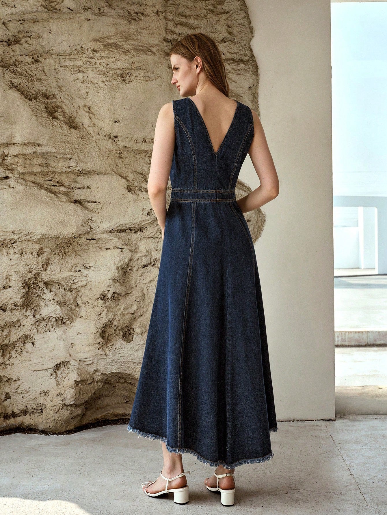 CM-DS423821 Women Elegant Seoul Style Round Neck Sleeveless Asymmetric Hem Floral Print Denim Dress