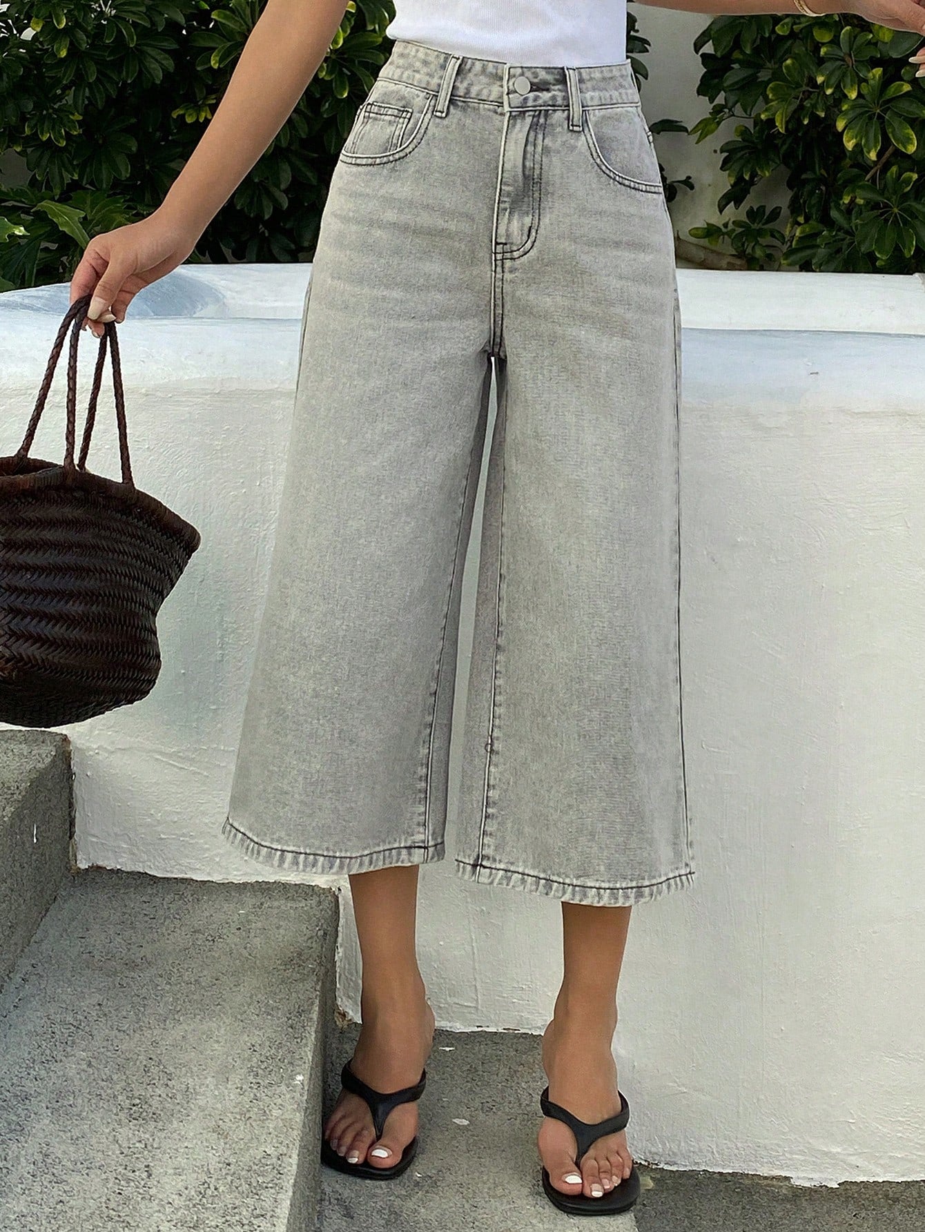 CM-BS440477 Women Casual Seoul Style Mid-Waist Capri Loose Jeans Jorts - Gray