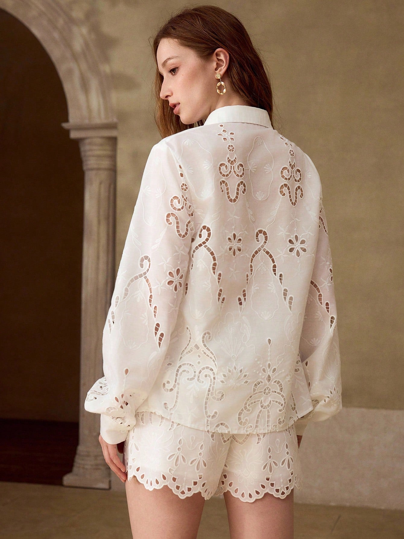 CM-SS320100 Women Trendy Bohemian Style Hollow Out Embroidered Pattern Jacquard Long Sleeve Top With Shorts - Set