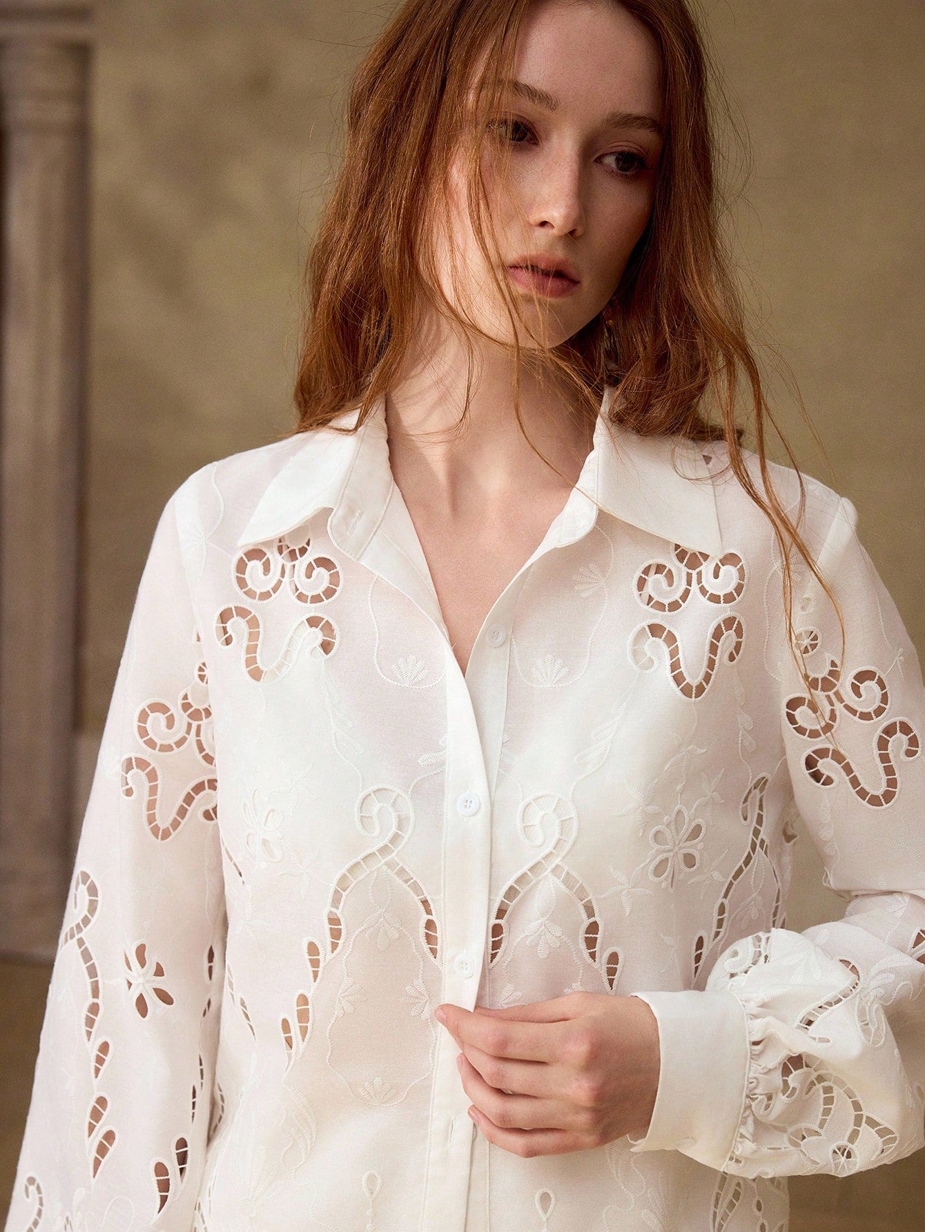 CM-SS320100 Women Trendy Bohemian Style Hollow Out Embroidered Pattern Jacquard Long Sleeve Top With Shorts - Set