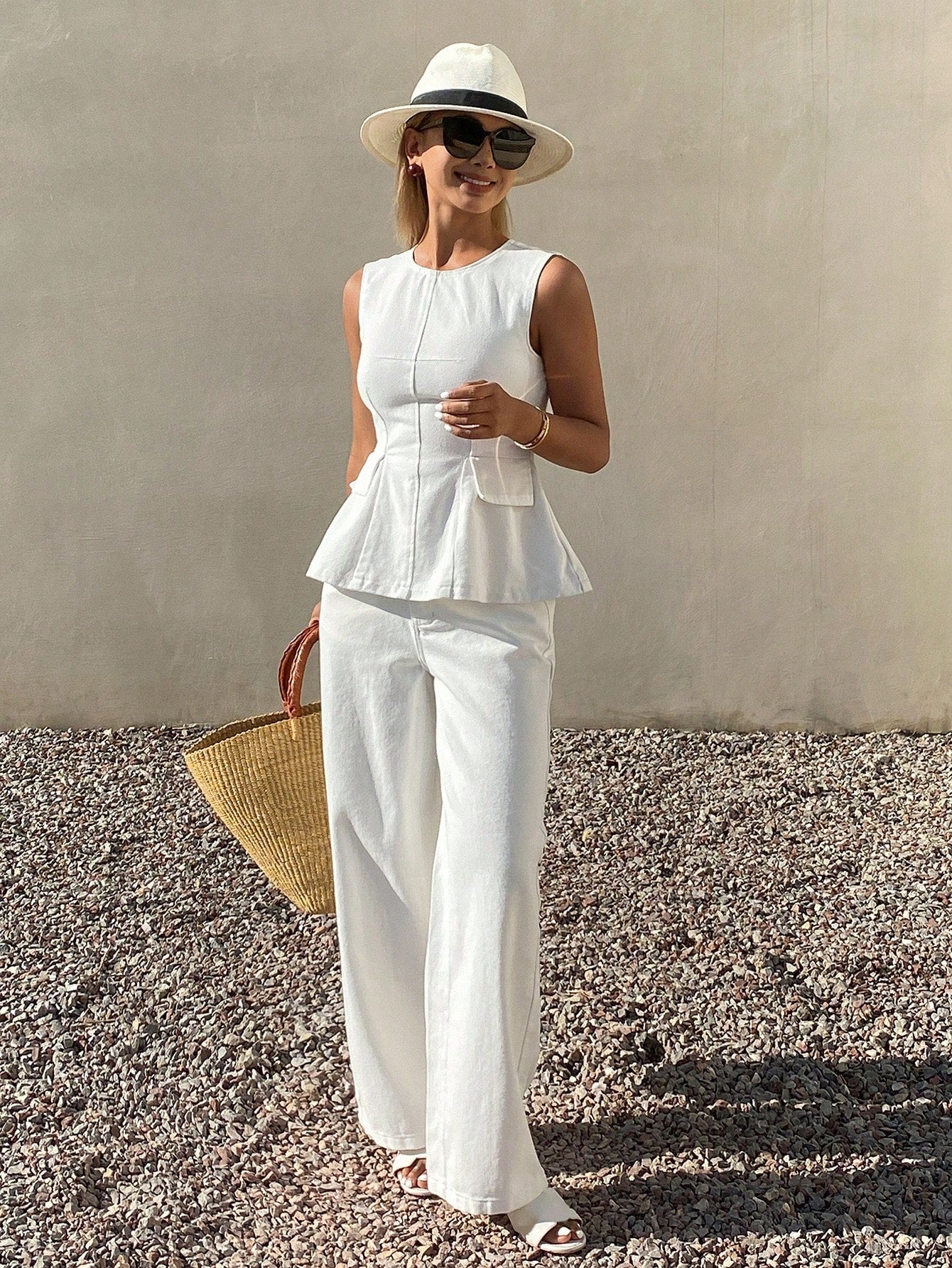 CM-SS352658 Women Casual Seoul Style Round Neck Sleeveless Waist Blouse With Solid Color Jeans - Set
