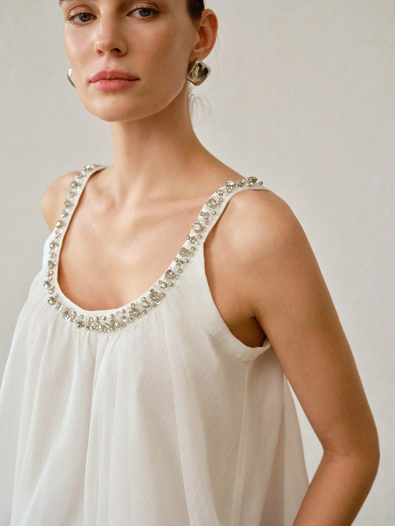 CM-TS734623 Women Elegant Seoul Style Scoop Neck Sleeveless Rhinestone Camisole Top - White