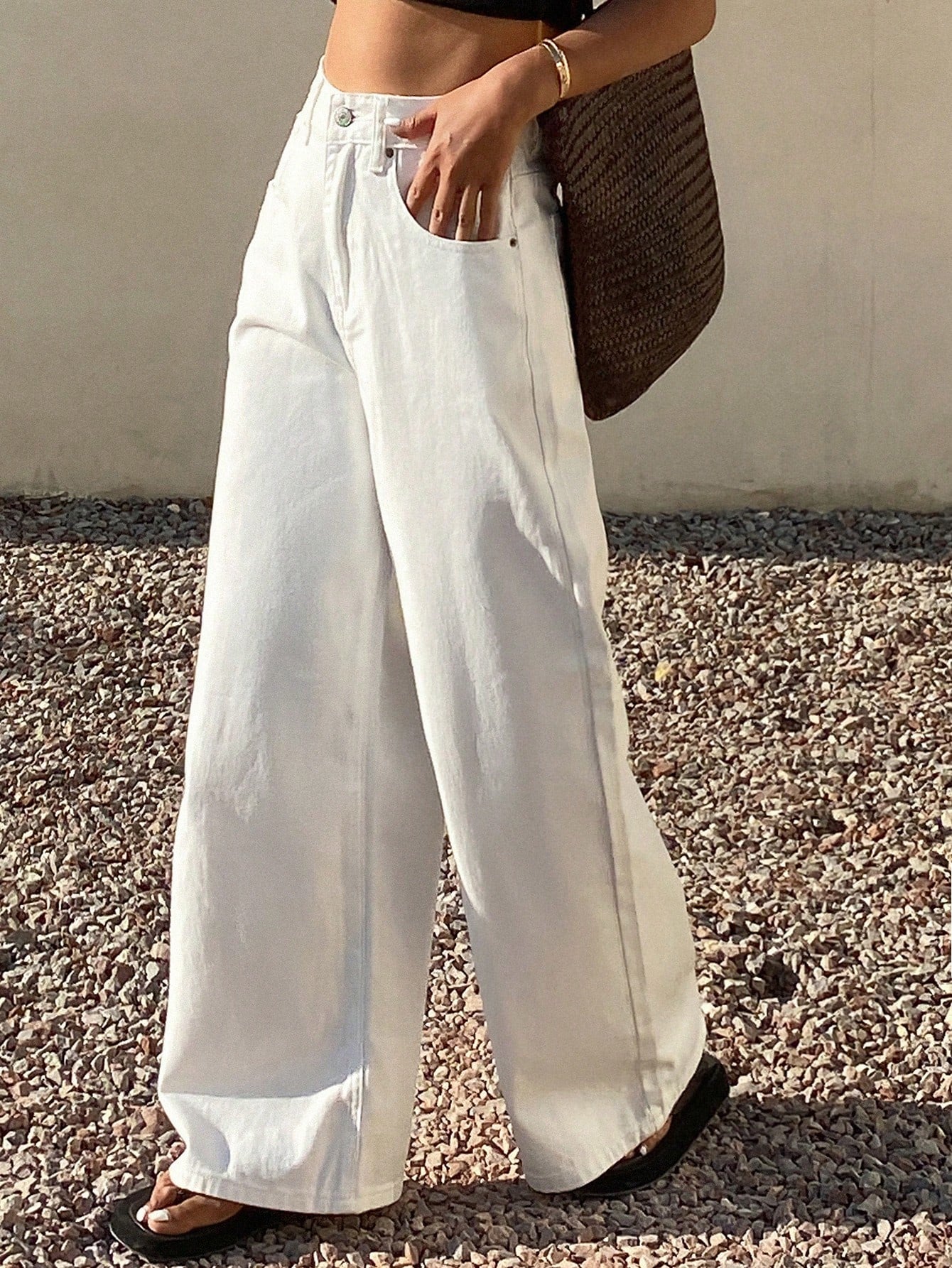 CM-BS483449 Women Casual Seoul Style Mid Waist Pocket Baggy Wide Leg Jeans - White