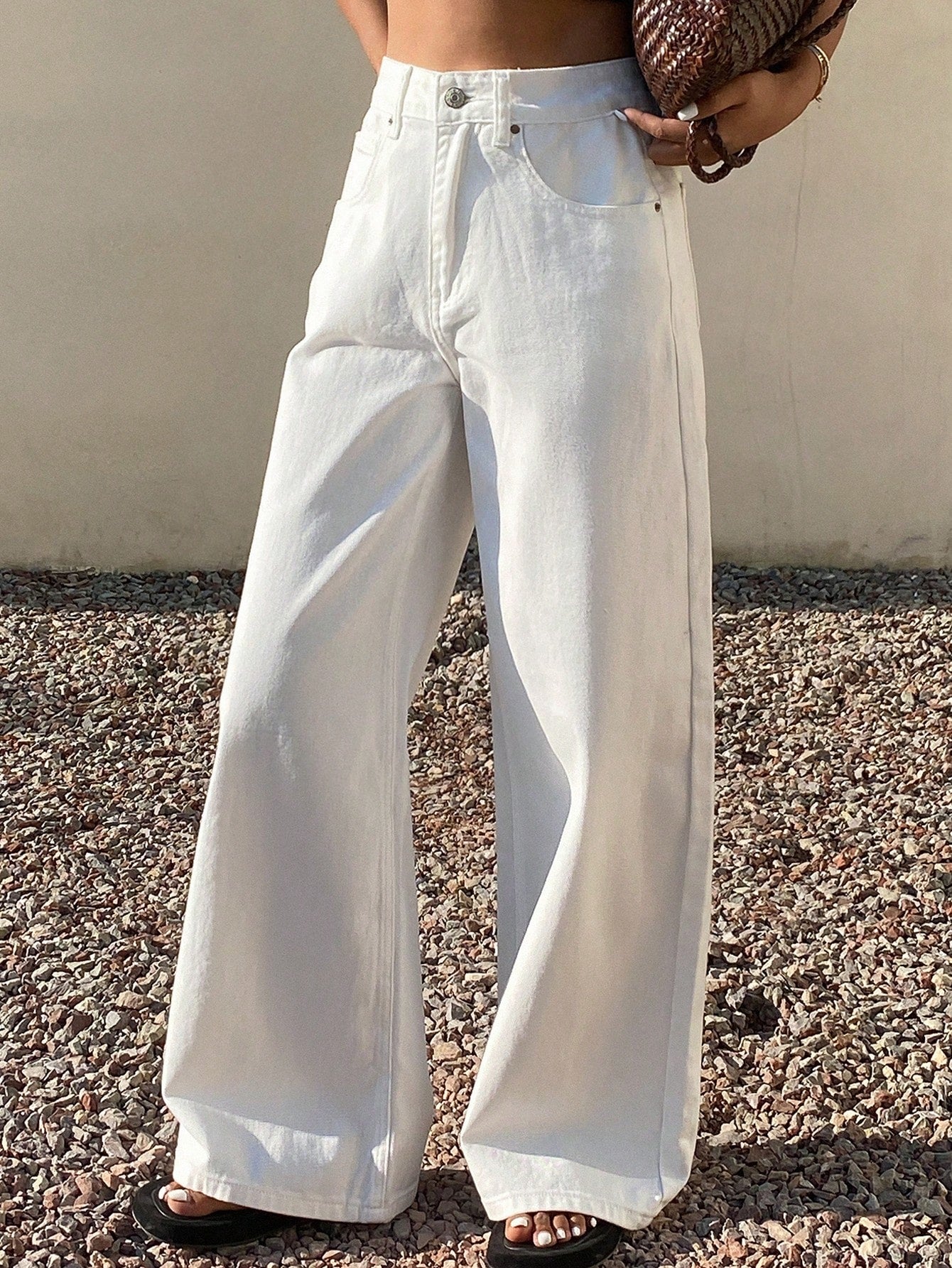 CM-BS483449 Women Casual Seoul Style Mid Waist Pocket Baggy Wide Leg Jeans - White