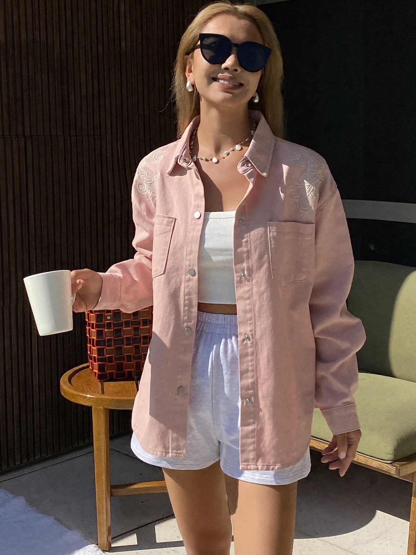 CM-CS685033 Women Casual Seoul Style Turndown Collar Long Sleeve Loose Embroidery Decor Denim Jacket