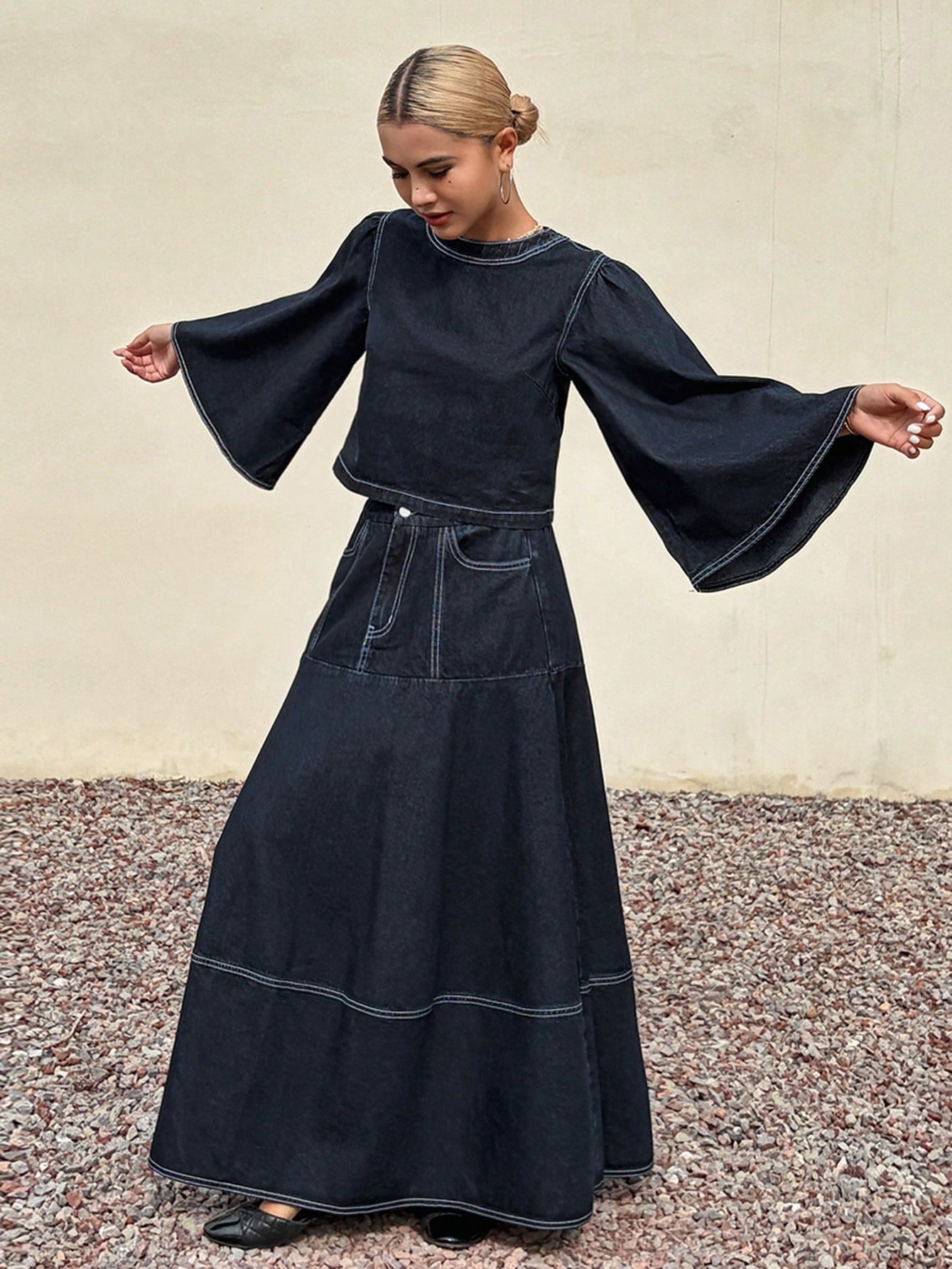 CM-SS224013 Women Casual Seoul Style Round Neck Long Sleeve Pullover Denim Shirt With Maxi Skirt - Set