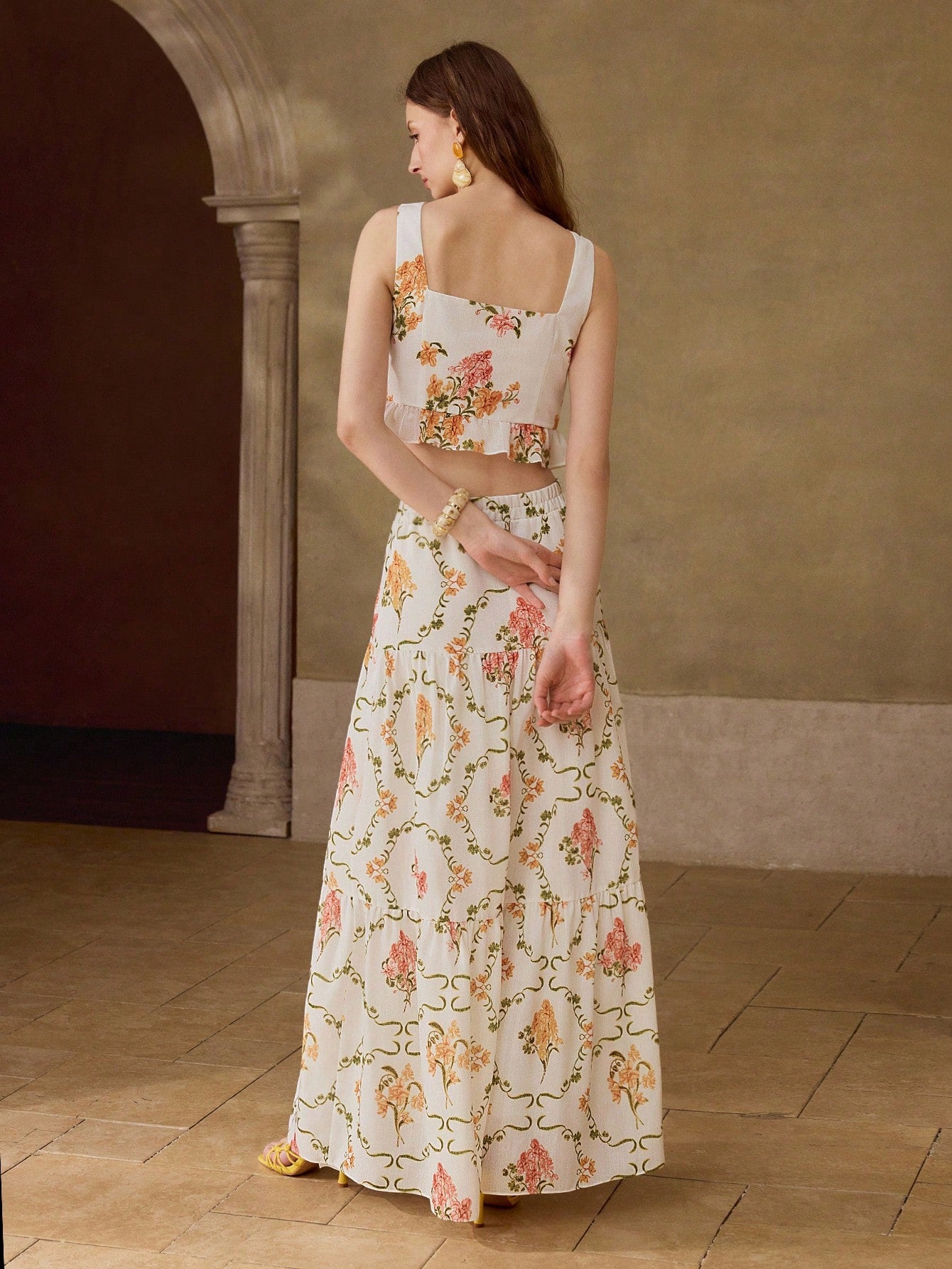 CM-SS723125 Women Elegant Seoul Style Floral Print Ruffle Hem Crop Tank Top With Tiered Skirt - Set