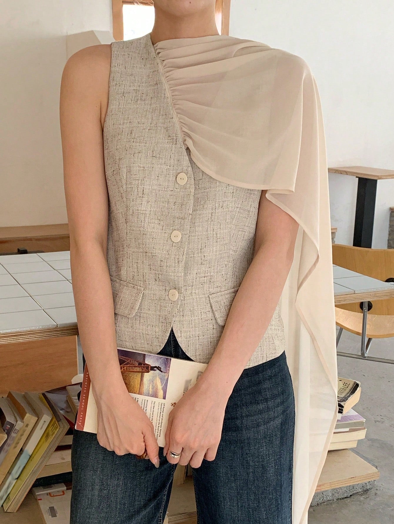 CM-CS724086 Women Elegant Seoul Style V-Neck Sleeveless Patchwork Sleeveless Thin Jacket - Khaki