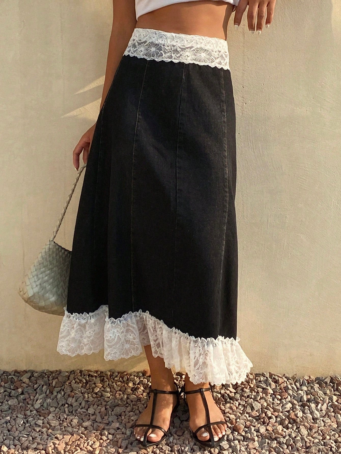 CM-BS123118 Women Casual Seoul Style Lace Patchwork Flared Contrast Color Denim Skirt - Black