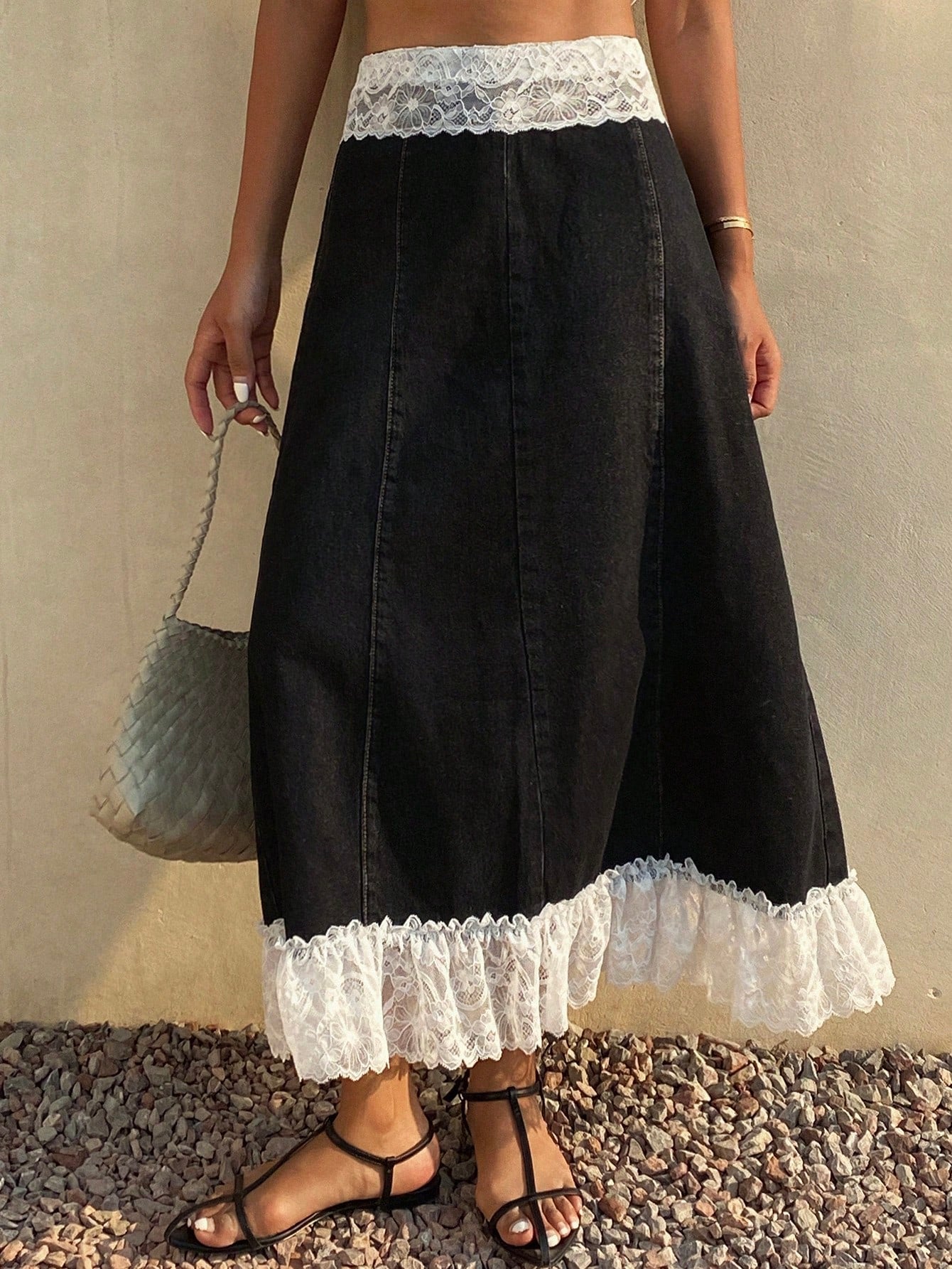 CM-BS123118 Women Casual Seoul Style Lace Patchwork Flared Contrast Color Denim Skirt - Black