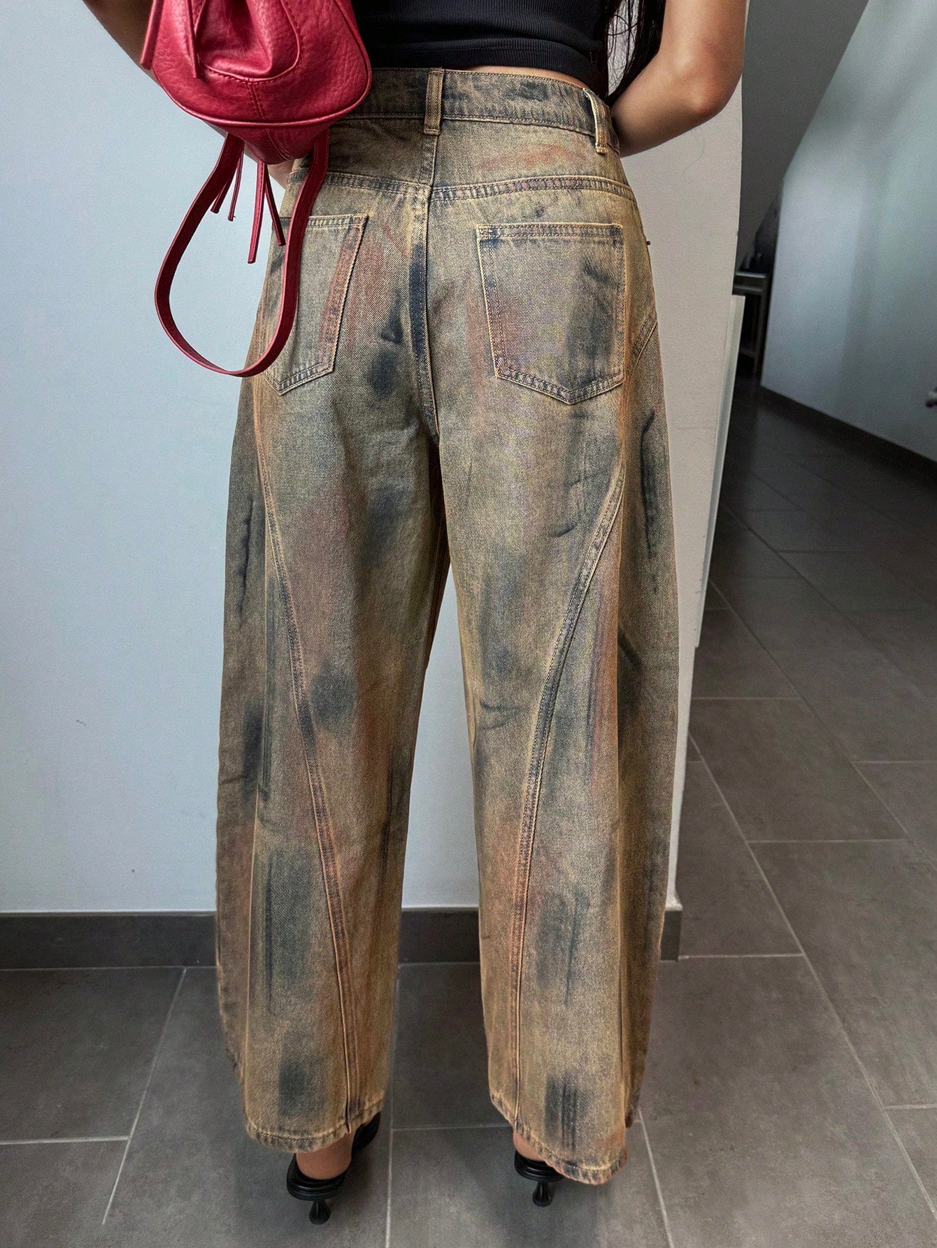 CM-BS142430 Women Casual Seoul Style Mid Waist Graphic Print Slant Pocket Loose Fit Jeans