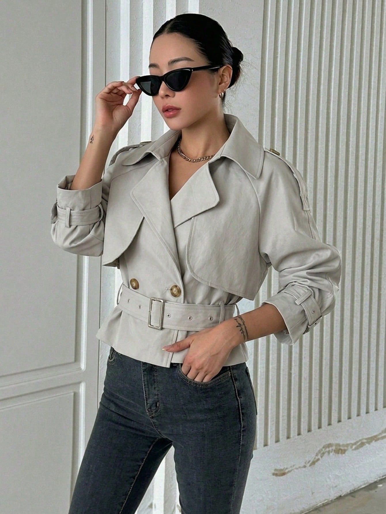 CM-CS164700 Women Elegant Seoul Style Lapel Neckline Long Sleeve Double Breasted Belted Trench Coat - Light Gray
