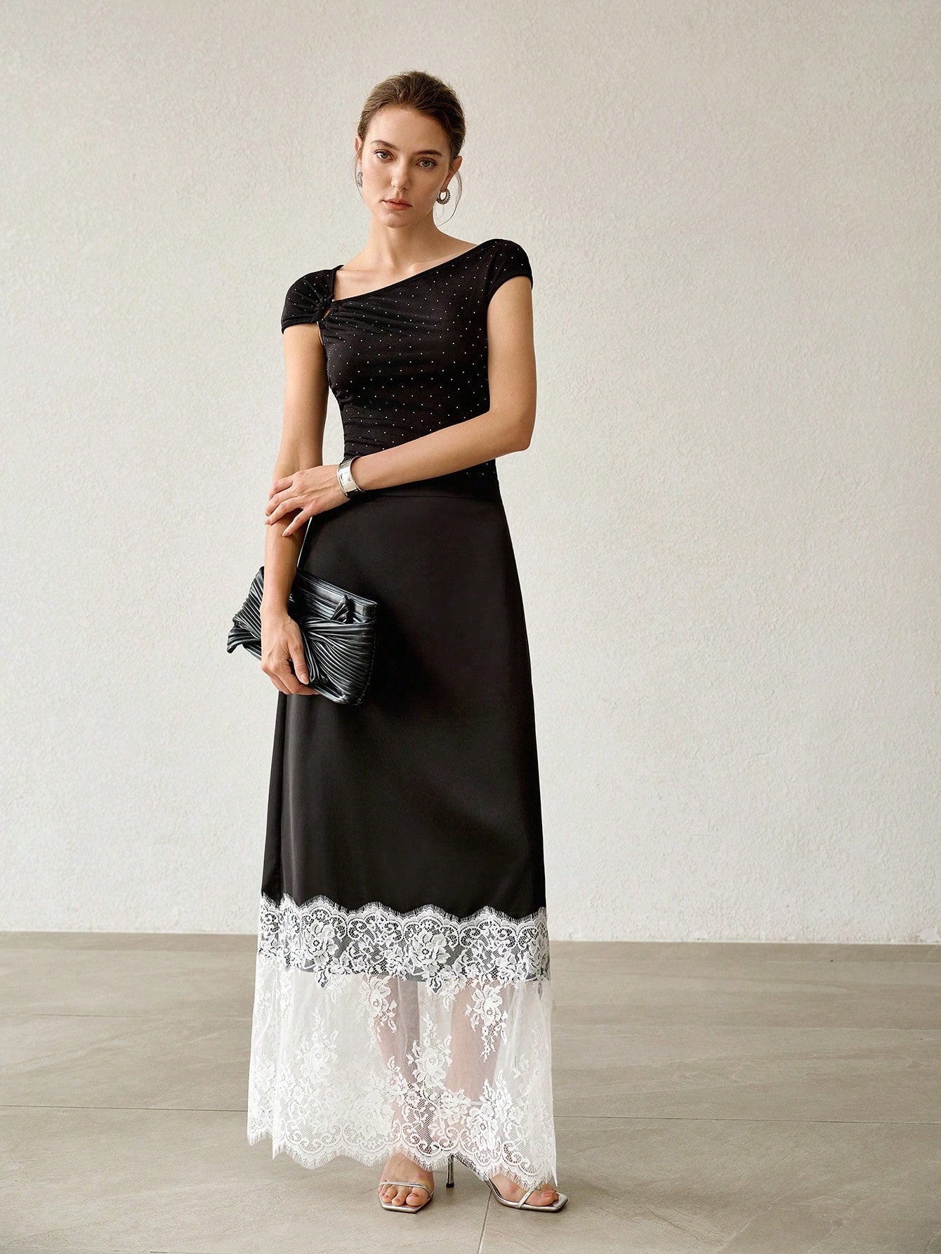 CM-BS064567 Women Elegant Seoul Style Mid Waist Satin Lace Patchwork Contrast Color Skirt - Black