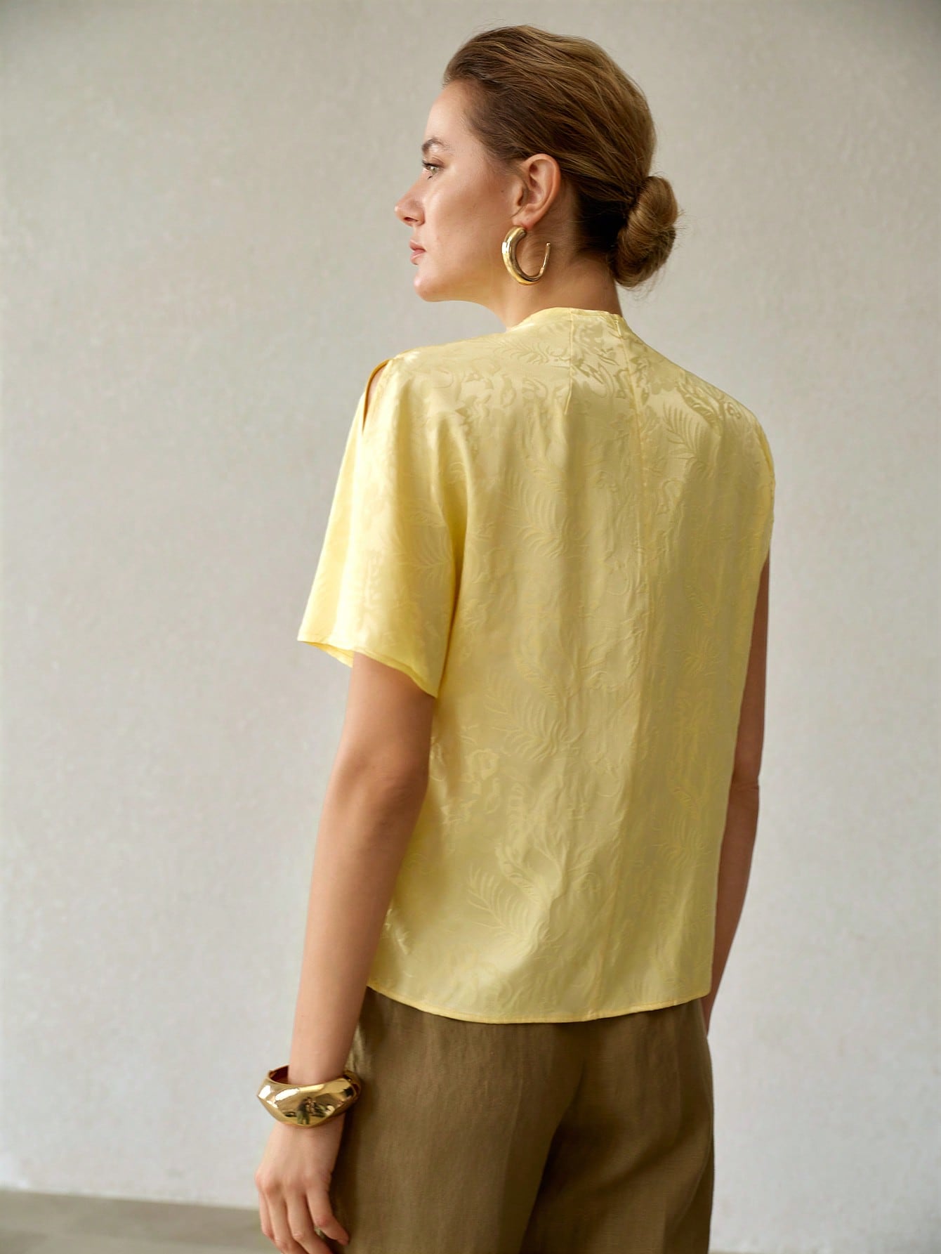 CM-TS725629 Women Elegant Seoul Style Stand Collar Batwing Sleeve Jacquard Floral Embroidery Blouse - Yellow