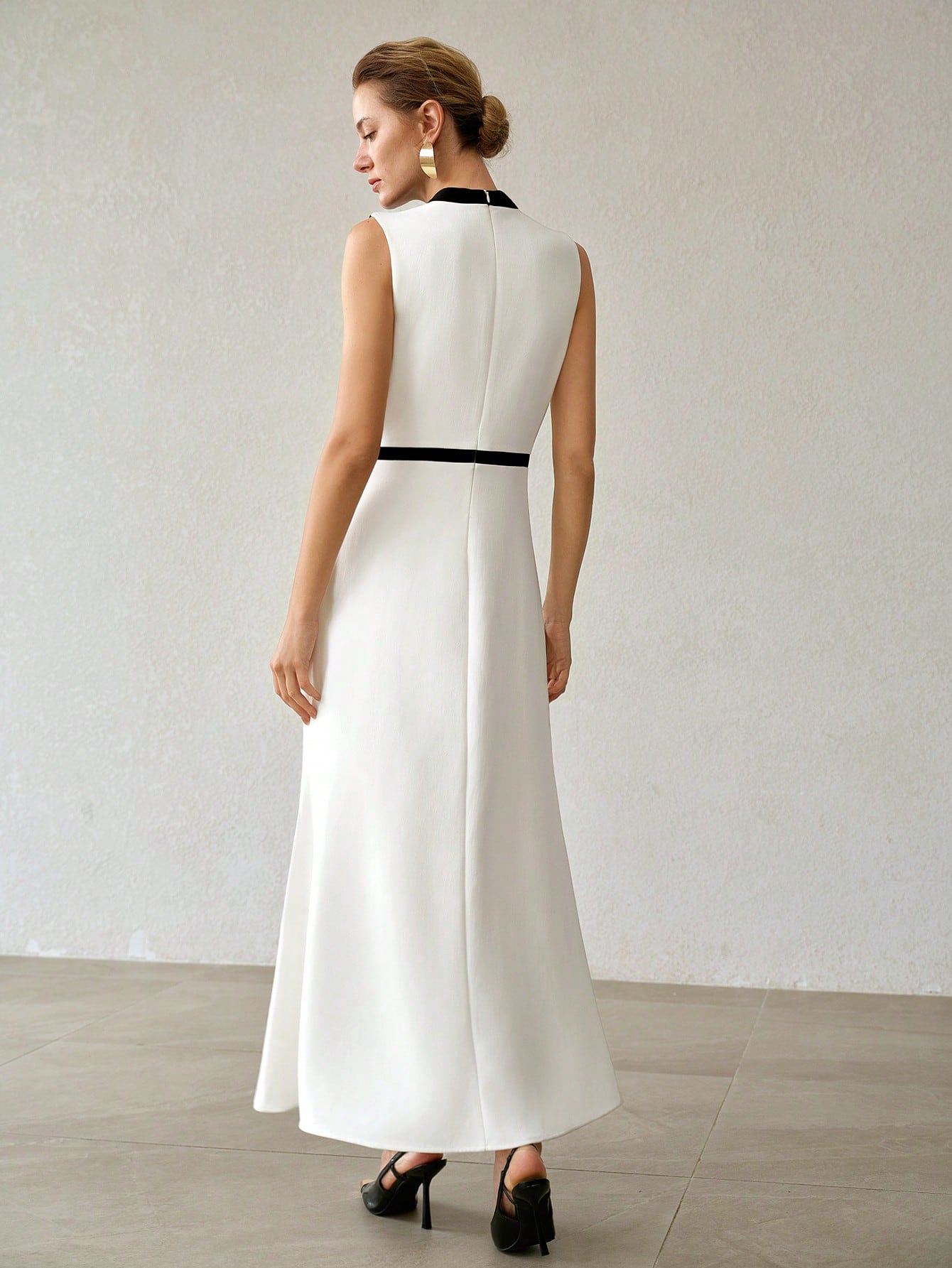 CM-DS091535 Women Elegant Seoul Style Stand Collar Sleeveless High Waist Colorblock Long Dress