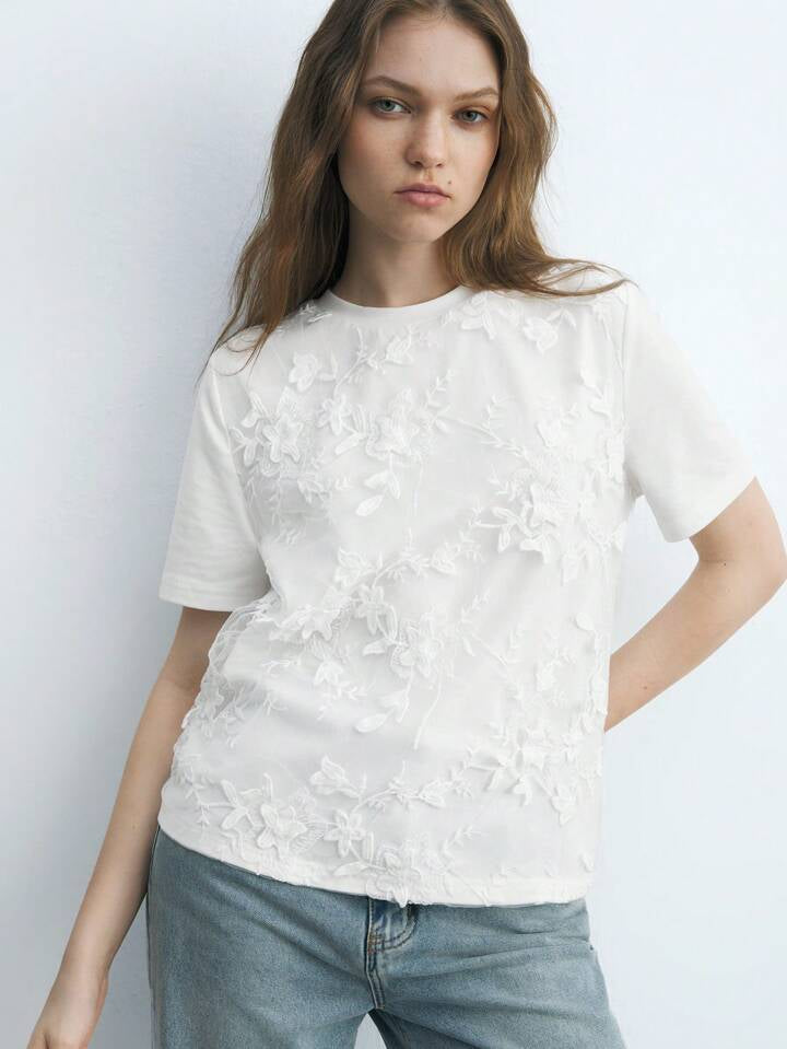CM-TS222332 Women Casual Seoul Style 3D Floral Embroidery Round Neck Short Sleeve T-Shirt
