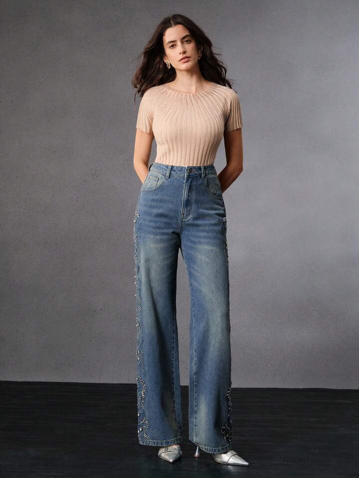 CM-BS854729 Women Elegant Seoul Style Mid Waist Embroidered Straight Leg Jeans - Blue