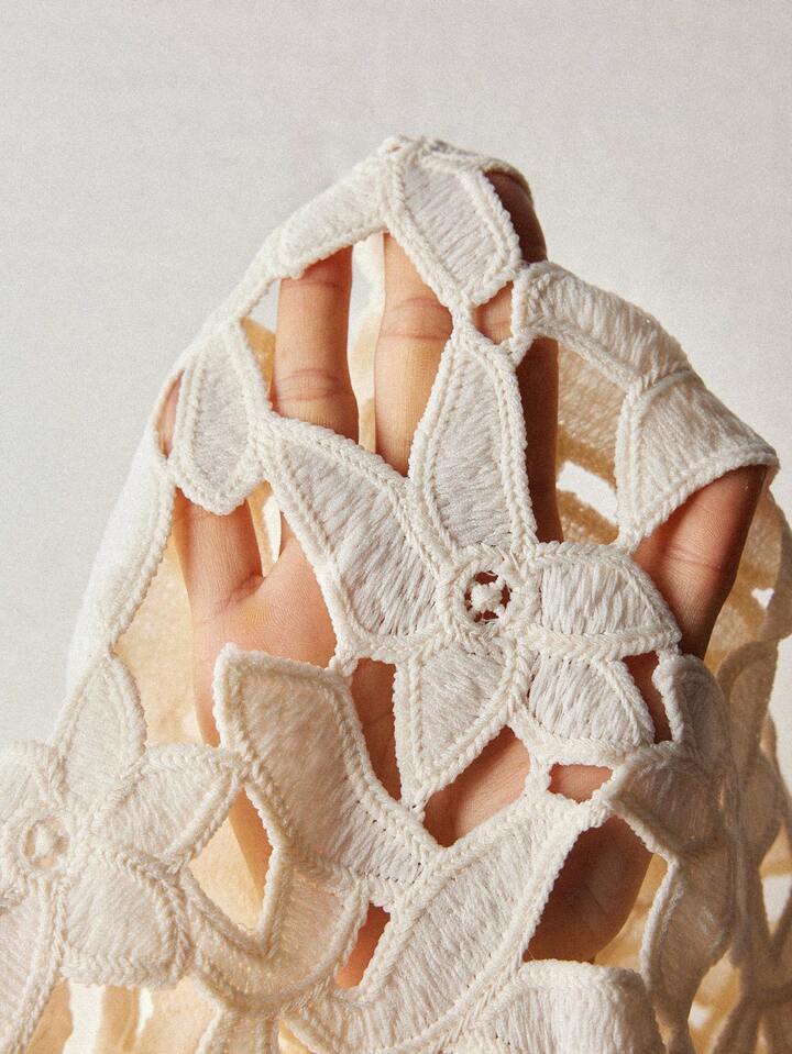 CM-TS750320 Women Elegant Seoul Style Floral Hollow Slightly Dropped Shoulder H-Shaped Patchwork Long-Sleeve Blouse