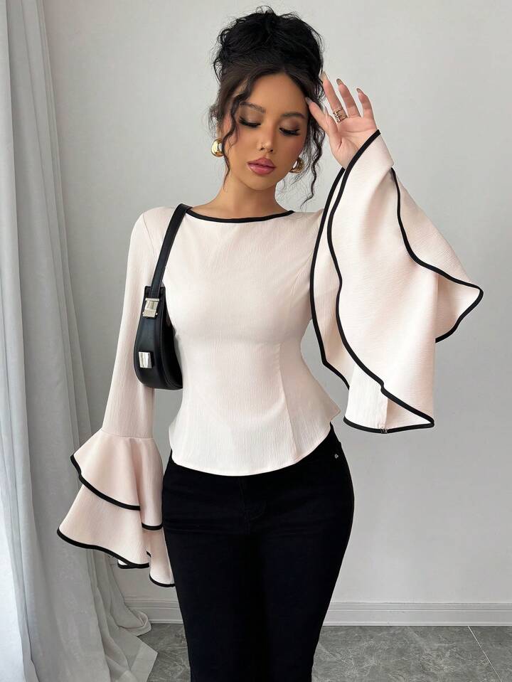 CM-TS611339 Women Elegant Seoul Style Round Neck Raglan Bell Sleeve Double Hem Contrast Color Shirt