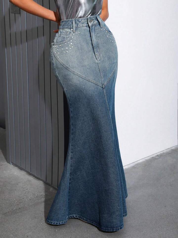 CM-BS614649 Women Casual Seoul Style Gradient And Rivet Decor Fish Tail Hem Denim Skirt - Blue