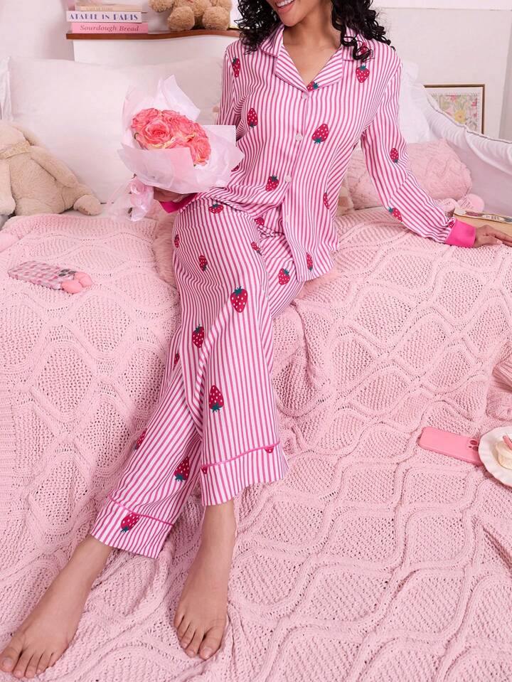 CM-LS706017 Women Trendy Seoul Style Striped Strawberry Bubble Print Pajama Set