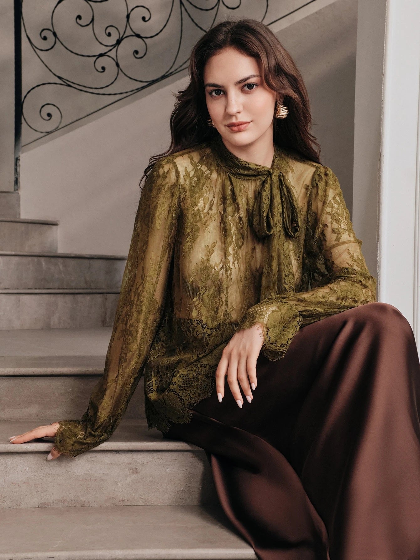 CM-TS414367 Women Elegant Seoul Style Tie Neck Extra Long Sleeve Lace Floral Blouse - Army Green
