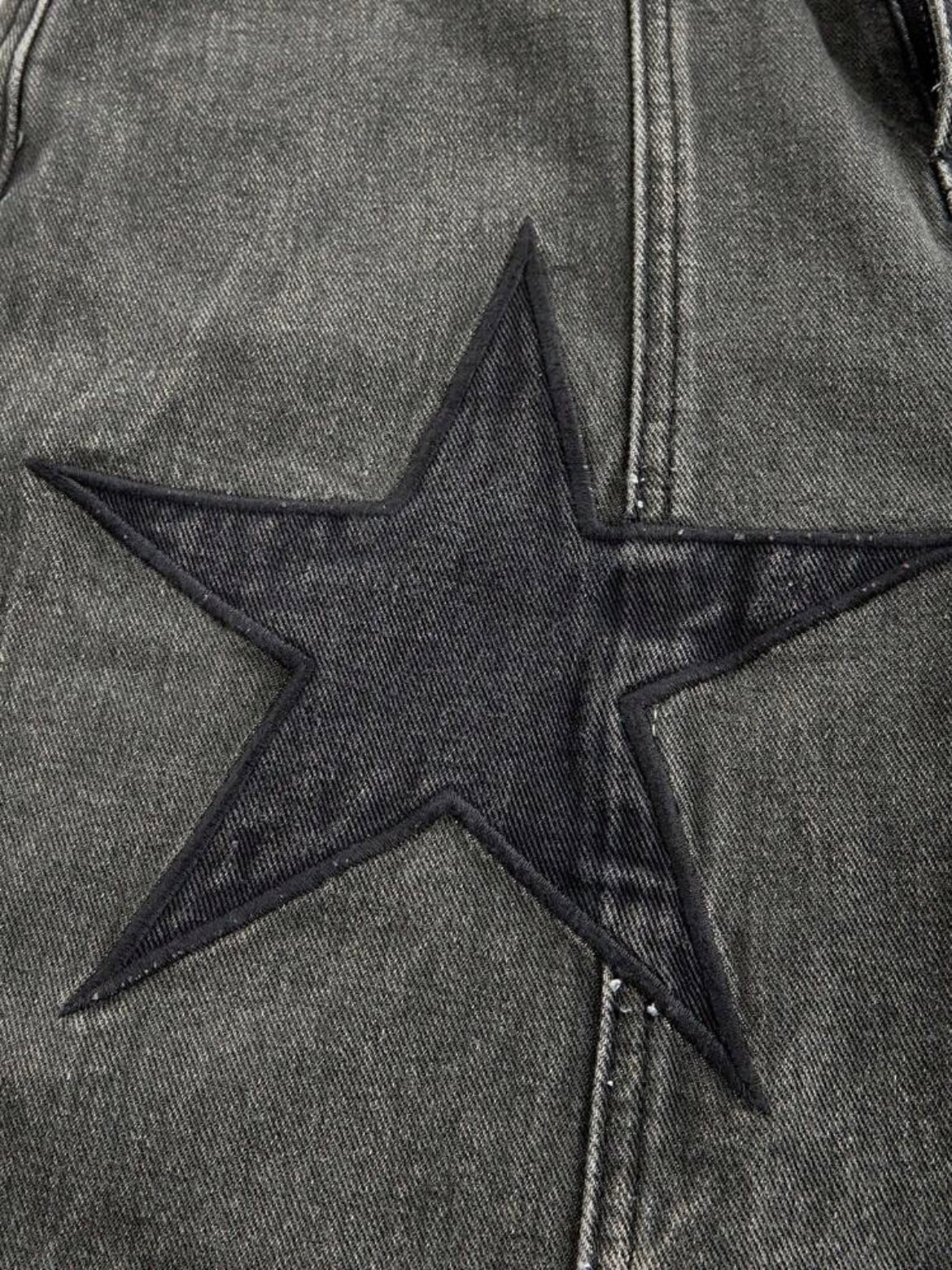 CM-BS093070 Women Casual Seoul Style Star 3D Pocket Distressed Washed Denim Bermuda Shorts - Black