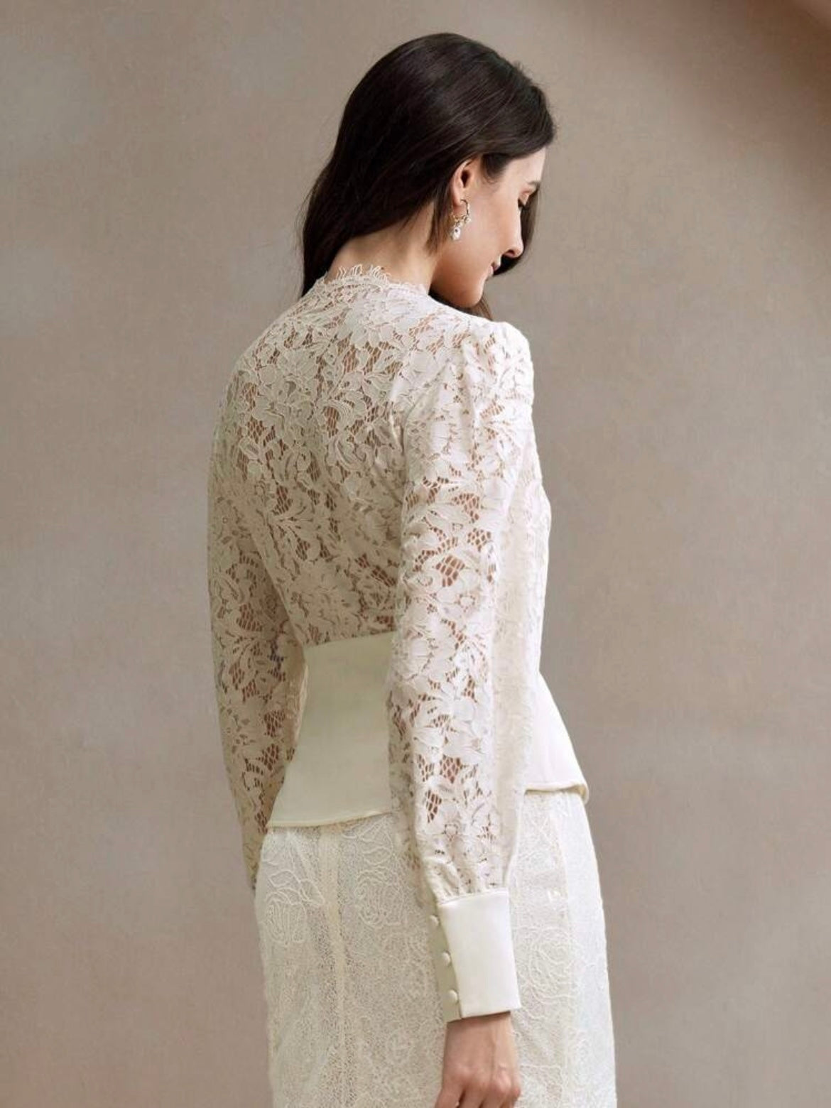 CM-TS025304 Women Elegant Seoul Style V-Neck Lace Patchwork Cinching Waist Top - Apricot