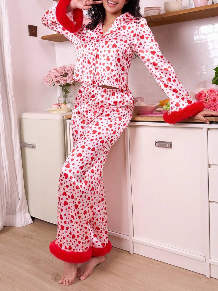 CM-LS938888 Women Trendy Seoul Style V-Neck Pastel Embossed Heart And Feather Pajama Set