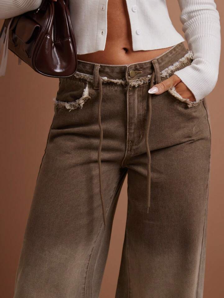 CM-BS298965 Women Casual Seoul Style Low Waist Front Button Pocket Frayed Hem Denim Jeans - Brown