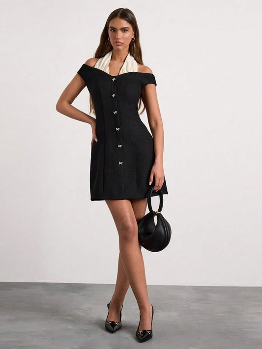 CM-DS783341 Women Casual Seoul Style Contrasting Color Halter Neck Off-Shoulder Short-Sleeved Dress