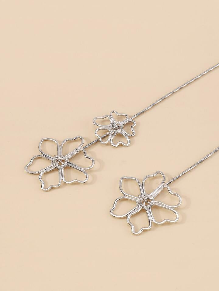 CM-AXS162018 Women Trendy Seoul Style Metal Flower Pendant Long Necklace - Silver