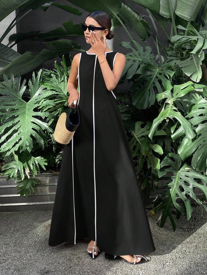 CM-DS384009 Women Casual Seoul Style Color-Conflicting Panels Sleeveless Loose Long Dress - Black