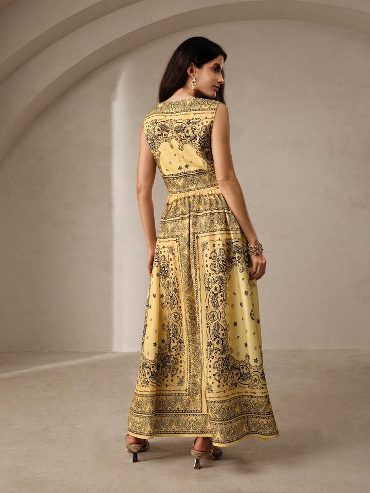 CM-DS360760 Women Trendy Bohemian Style Paisley Print Sleeveless Deep V-Neck Cinched Waist Maxi Dress