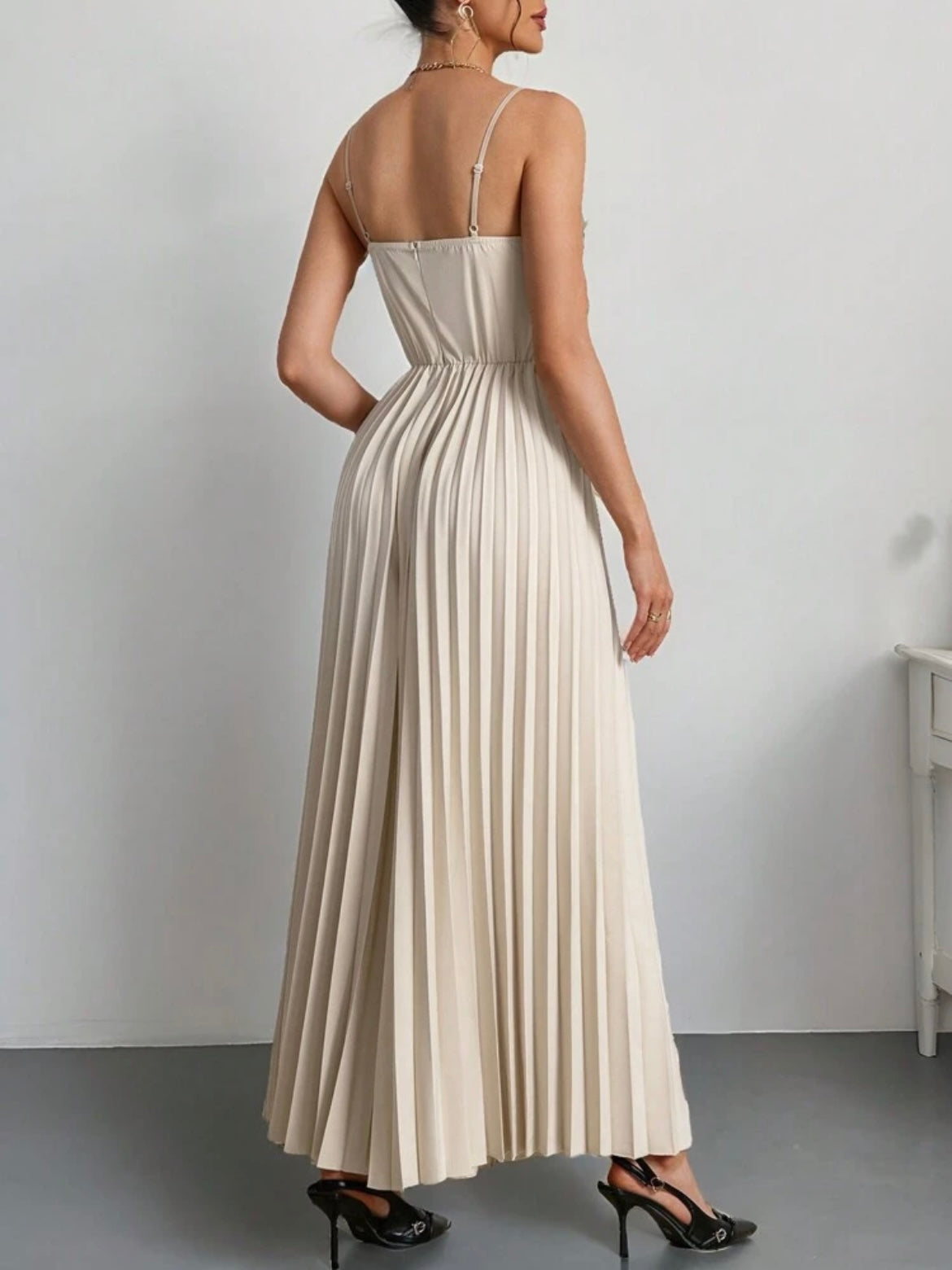 CM-JS204264 Women Elegant Seoul Style V-Neck Spaghetti Strap 3D Floral Wide Leg Jumpsuit