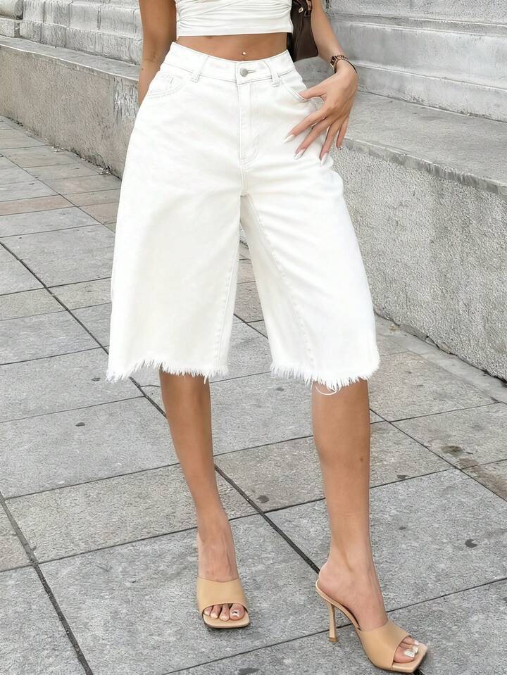 CM-BS174817 Women Casual Seoul Style Mid-Rise Distressed Frayed Hem Denim Shorts - White