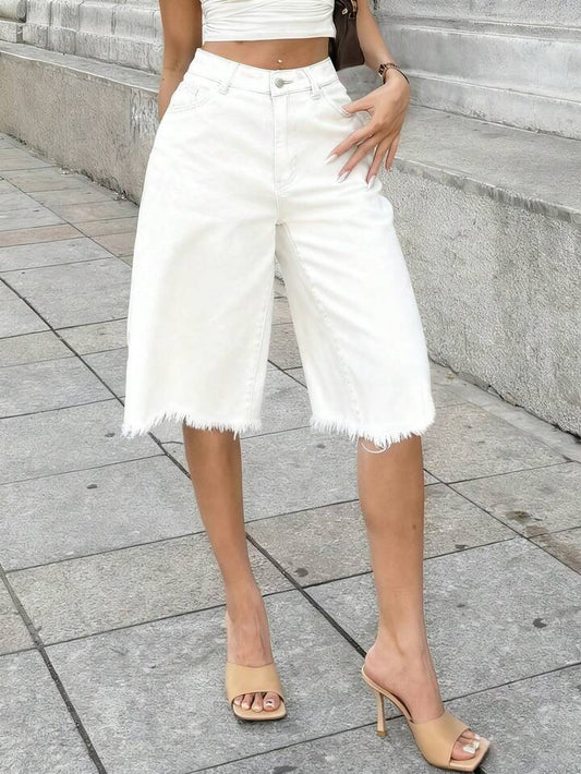 CM-BS174817 Women Casual Seoul Style Mid-Rise Distressed Frayed Hem Denim Shorts - White