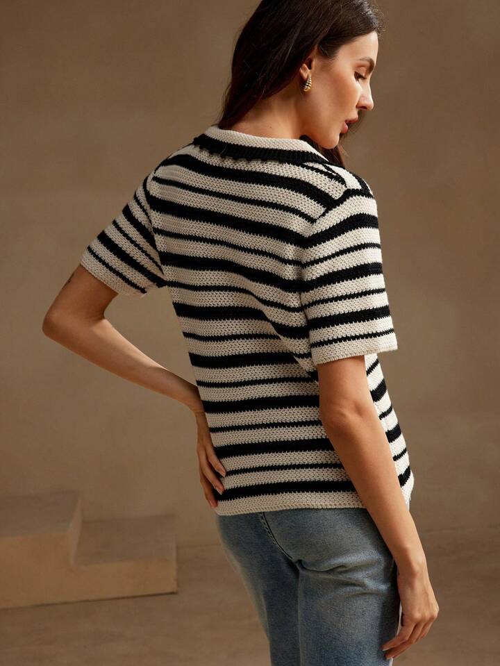 CM-TS743961 Womne Casual Seoul Style Colorblock Striped Collar Neckline Short Sleeve Knit Top