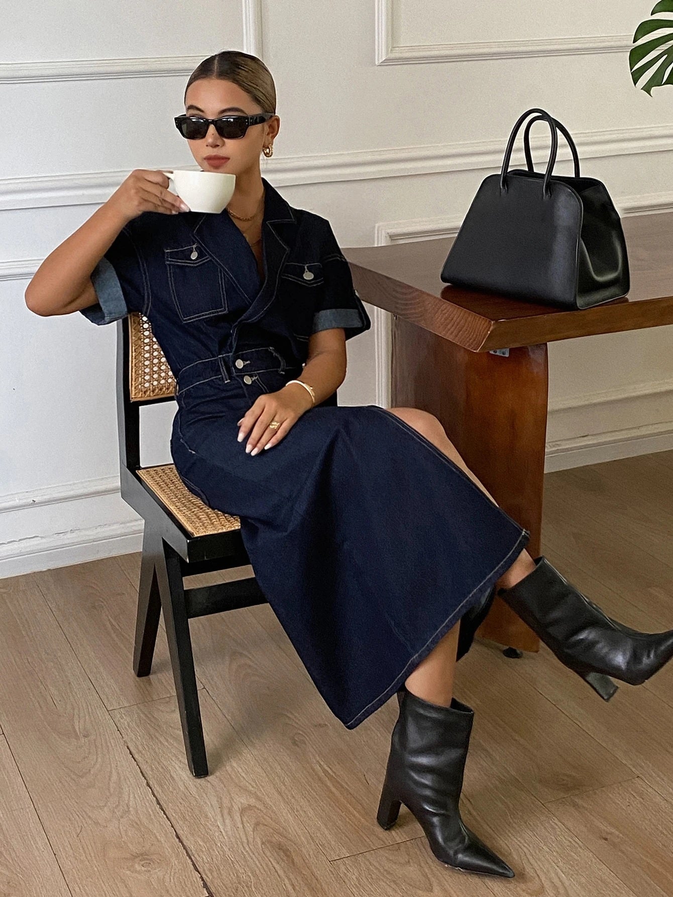 CM-DS207946 Women Casual Seoul Style Dark Wash Collar Neckline Roll Up Short Sleeve Denim Dress
