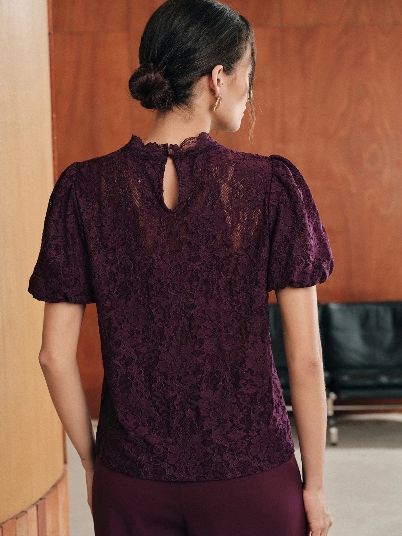 CM-TS334227 Women Elegant Seoul Style Round Neck Floral Lace Puff Short Sleeve T-Shirt - Purple