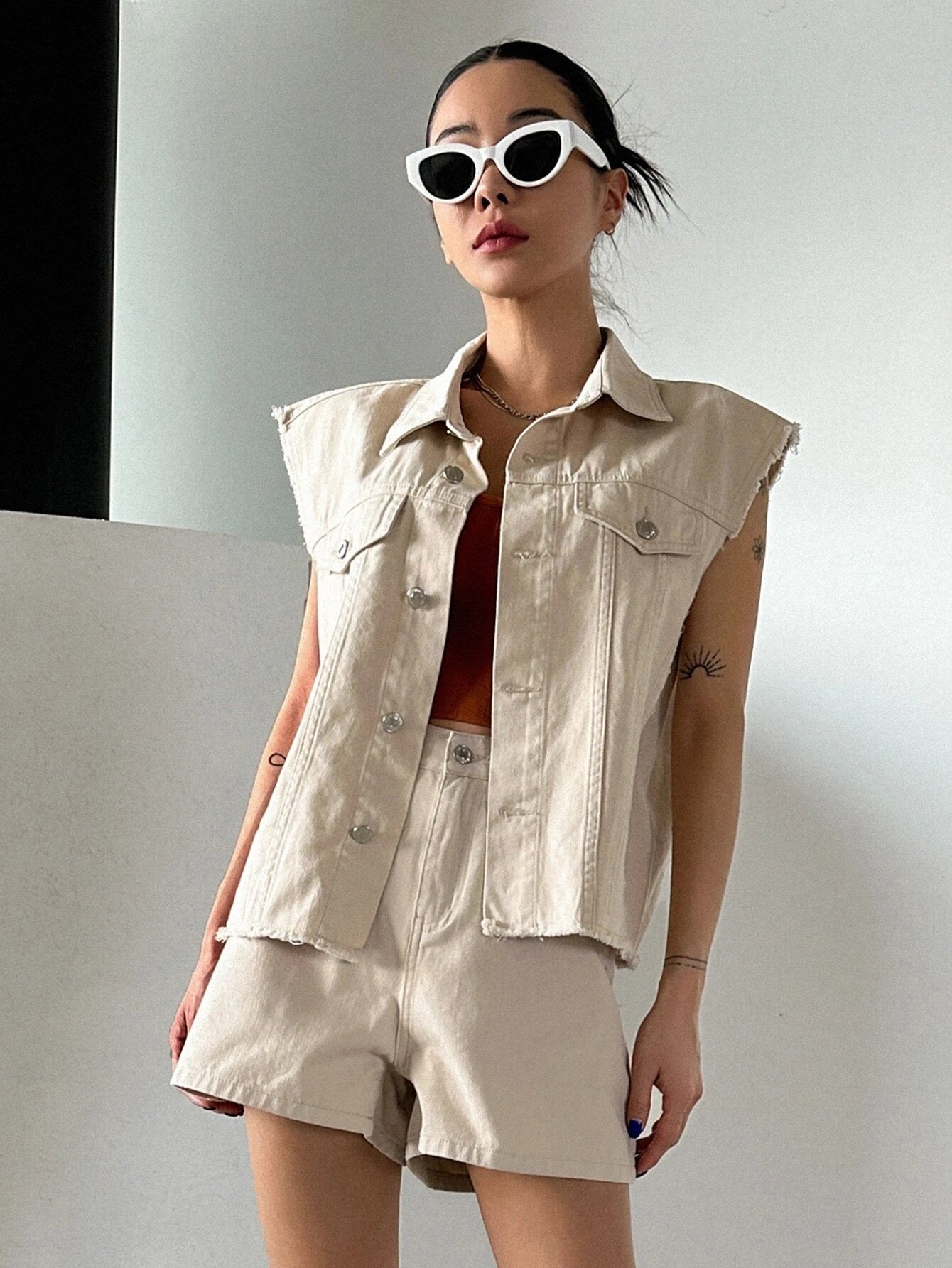 CM-SS401432 Women Preppy Seoul Style Flap Detail Raw Hem Denim Vest Jacket With Shorts - Set