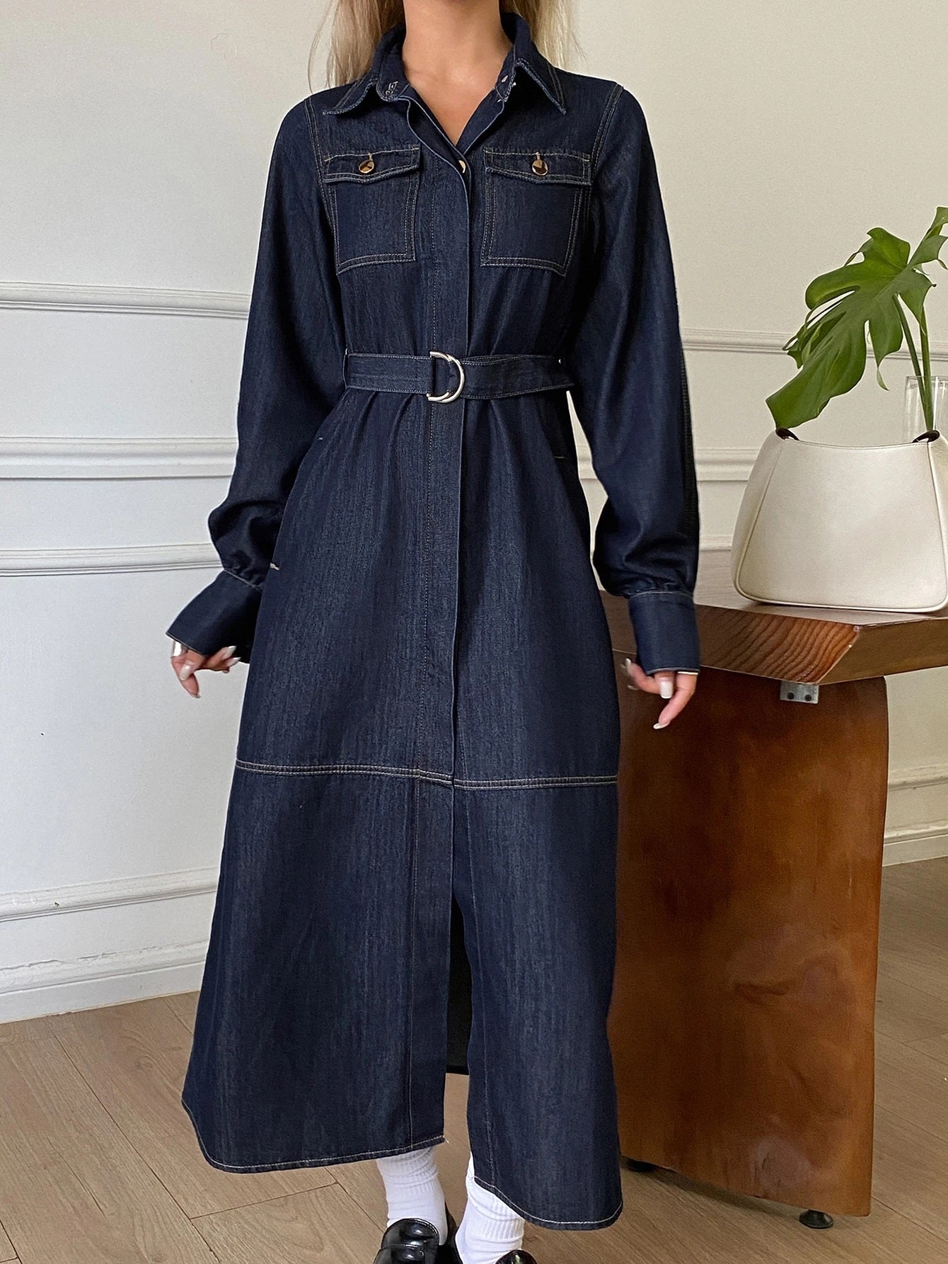 CM-DS011994 Women Casual Seoul Style Dark Wash Collar Neckline Long Sleeve Flap Detail Belted Denim Dress
