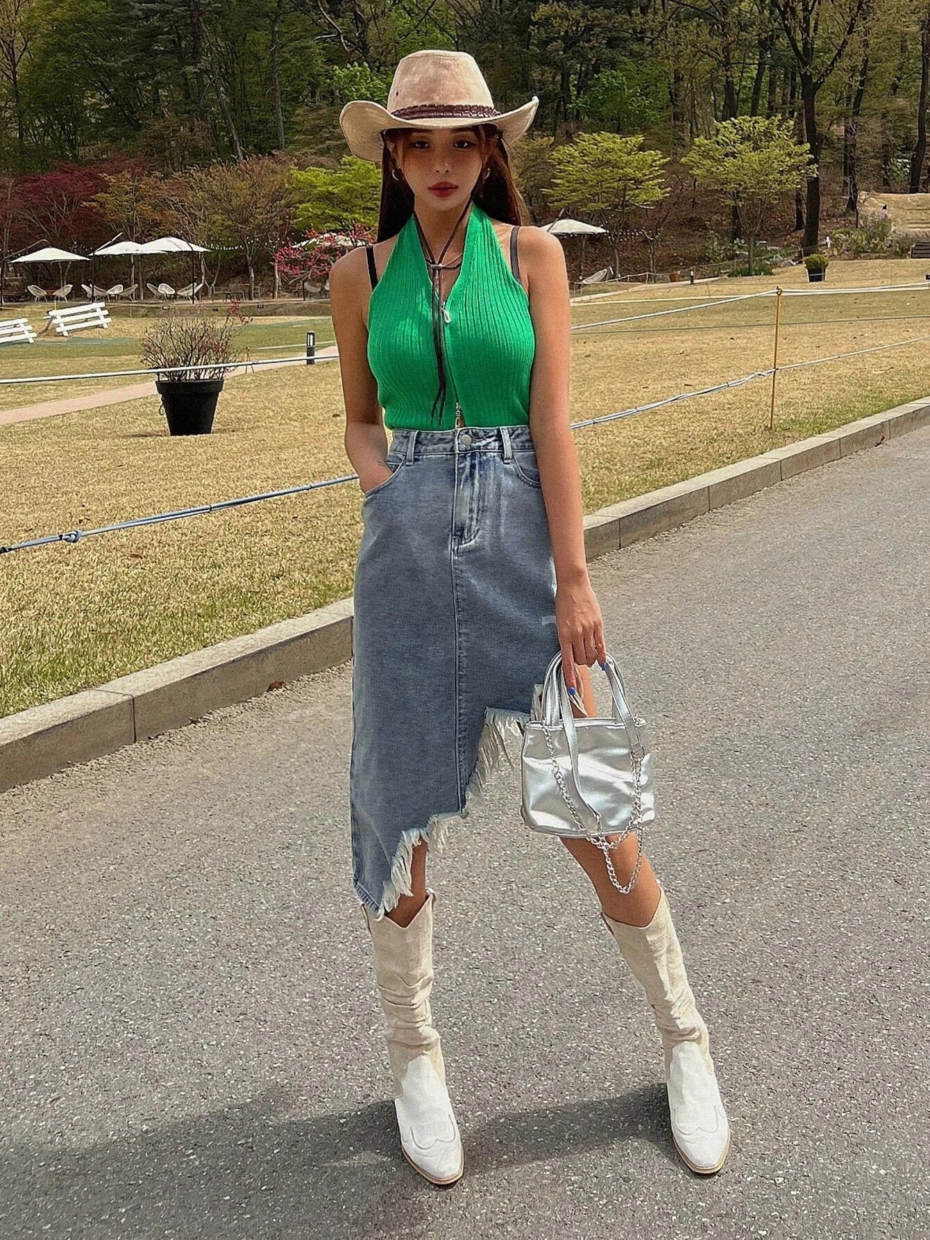 CM-BS604099 Women Casual Seoul Style Solid Raw Trim Asymmetrical Hem Denim Skirt