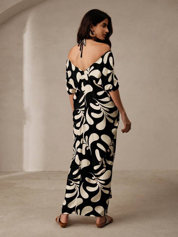 CM-DS248226 Women Trendy Bohemian Style Printed Pleated Backless Maxi Dress - Black