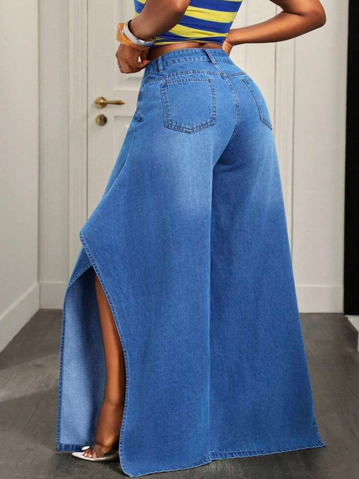 CM-BS843650 Women Casual Seoul Style Split Mid Waist Split Thigh Straight Leg Denim Jeans - Blue