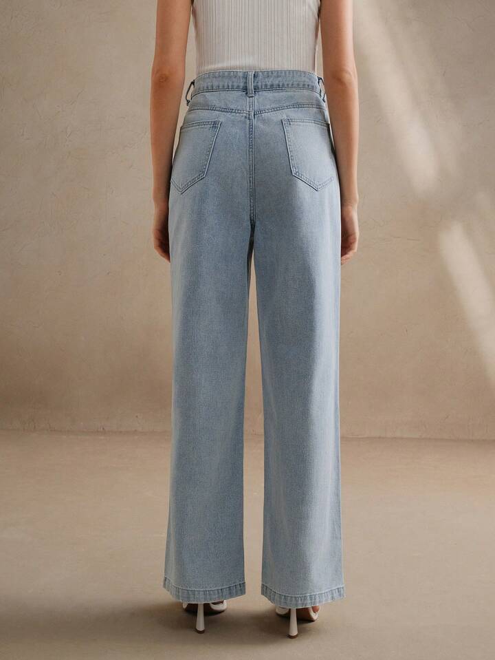 CM-BS511041 Women Casual Seoul Style Floral Embroidered Pockets Straight Leg Jeans - Blue